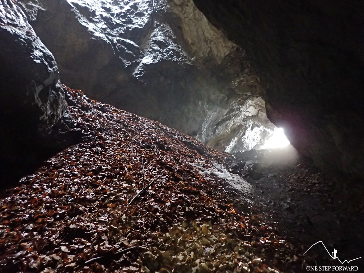 Jaskinia Dziura - wnętrze