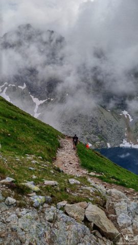 Podejście na Wyżnią Koprową Przełęcz - widok na Mięguszowieckie Szczyty