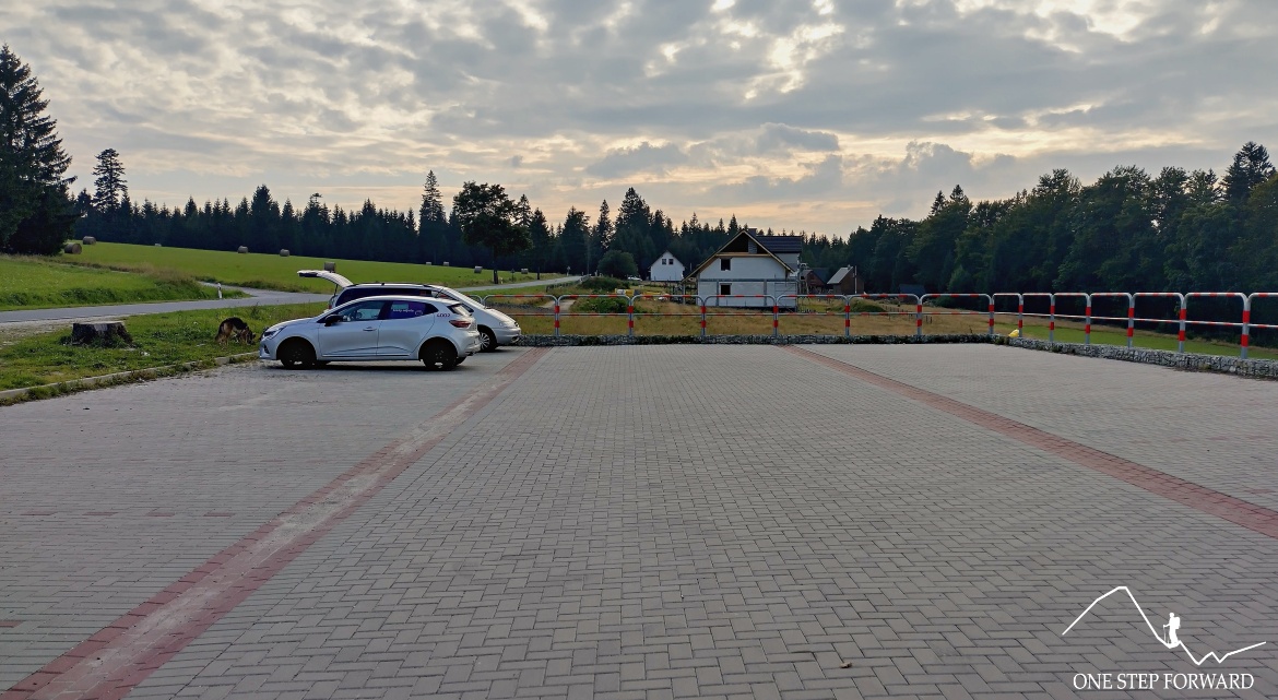 Parking przy schronisku PTTK "Jagodna", Góry Bystrzyckie